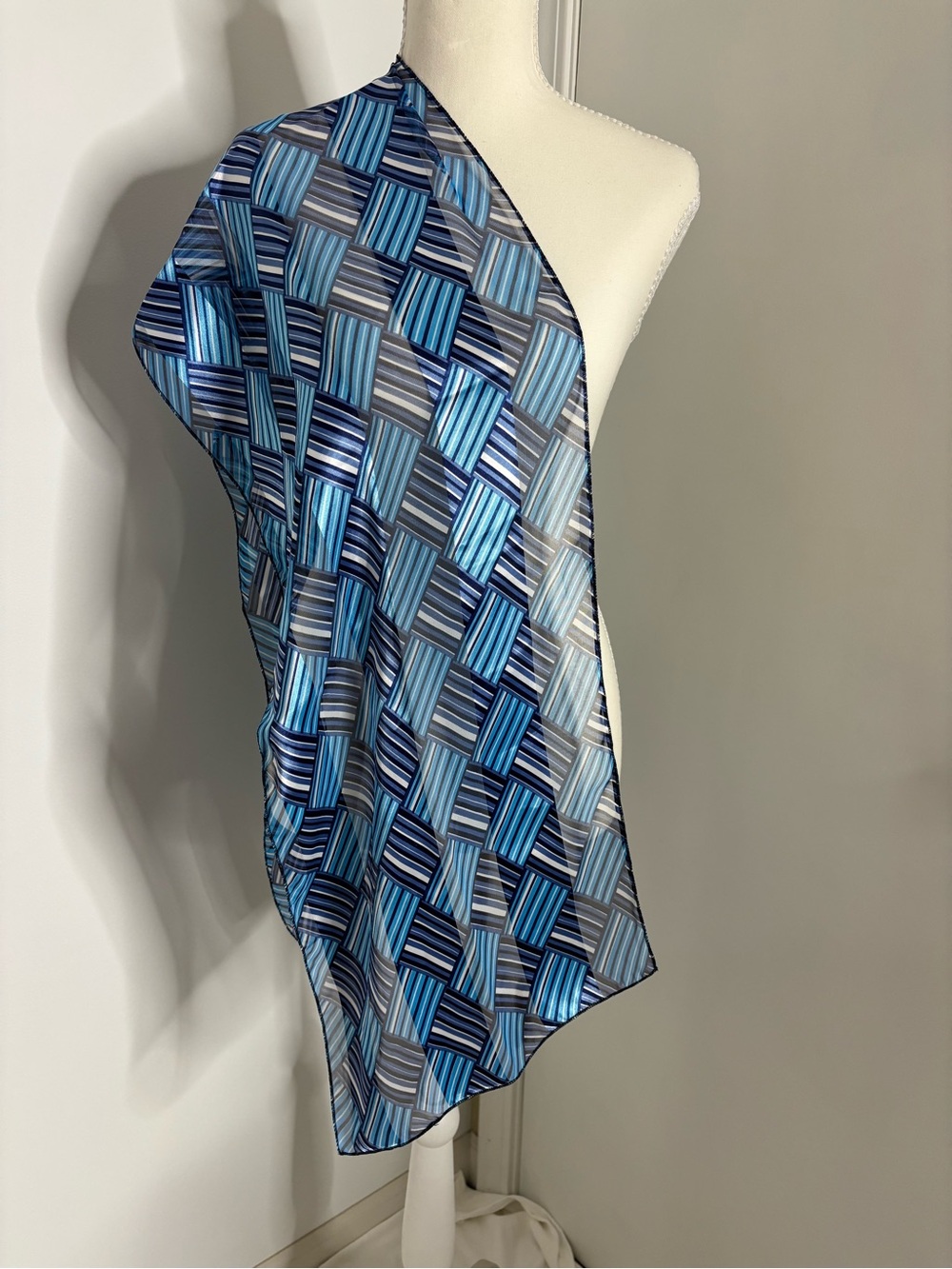 Blue Geometric Print One-Shoulder Women's Top